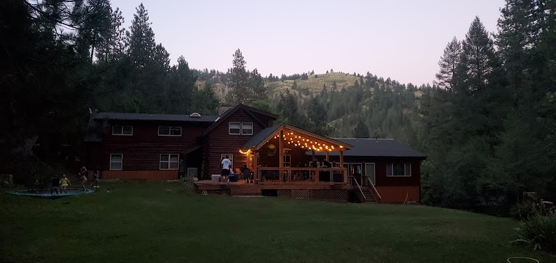 Flowing Springs Ranch / Outfitters - Photo 4
