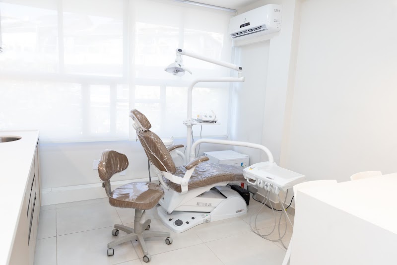 Dra Erika Bohrer Ortodontia Invisalign Doctor - foto 2