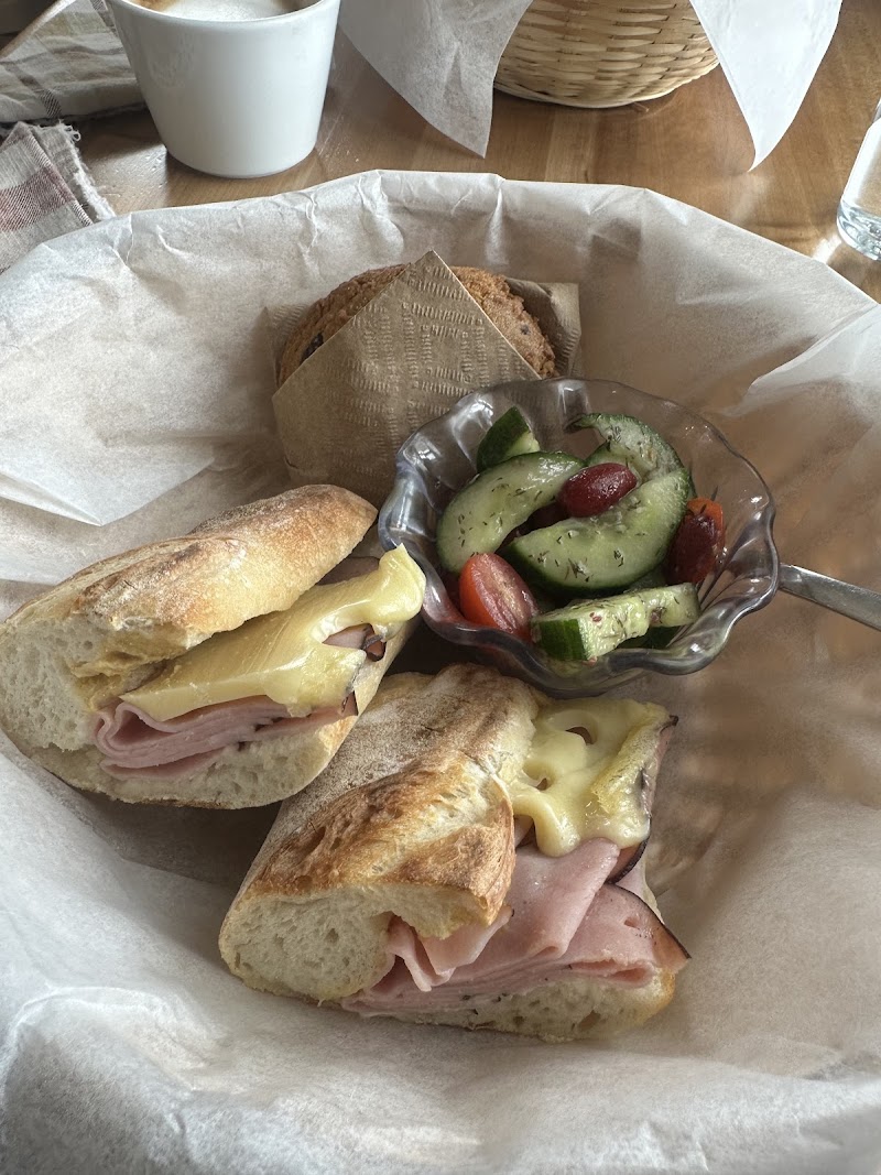 Café de la Traverse photo 4