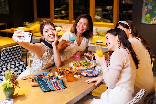 エスティネートラウンジ 那覇（ESTINATE LOUNGE 那覇）