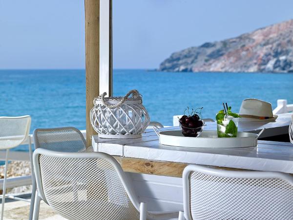 Aqua Loca Beach Bar Milos