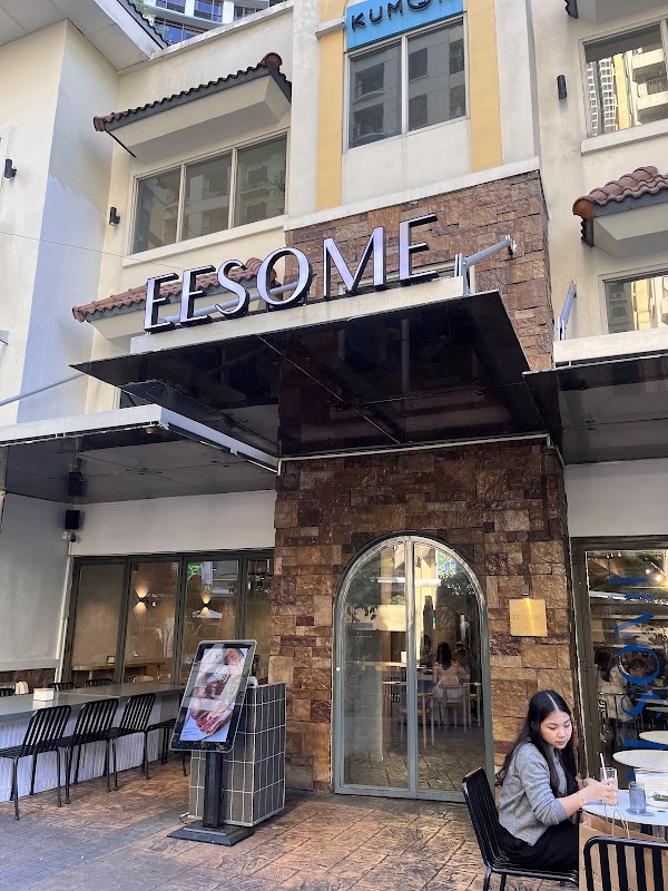 Eesome