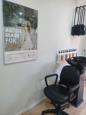 Robyn Davey Hairdressing photo 2