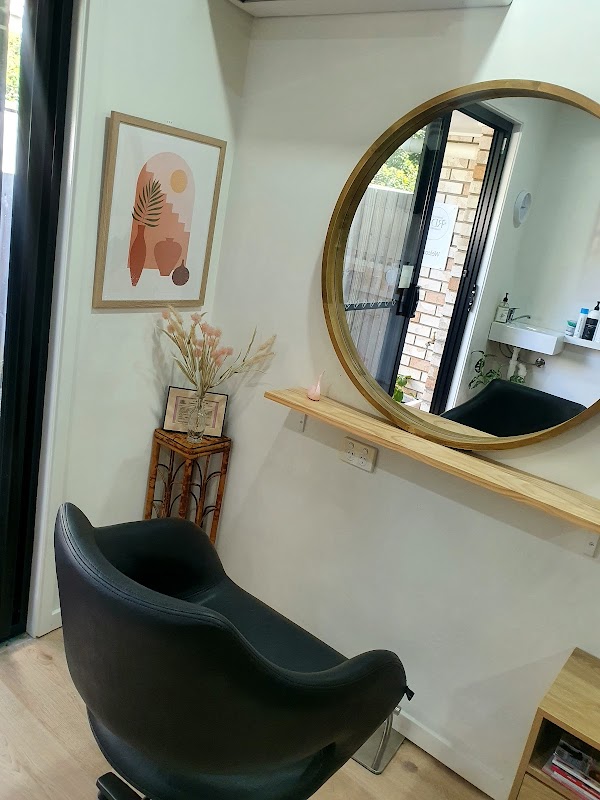 Robyn Davey Hairdressing photo 1