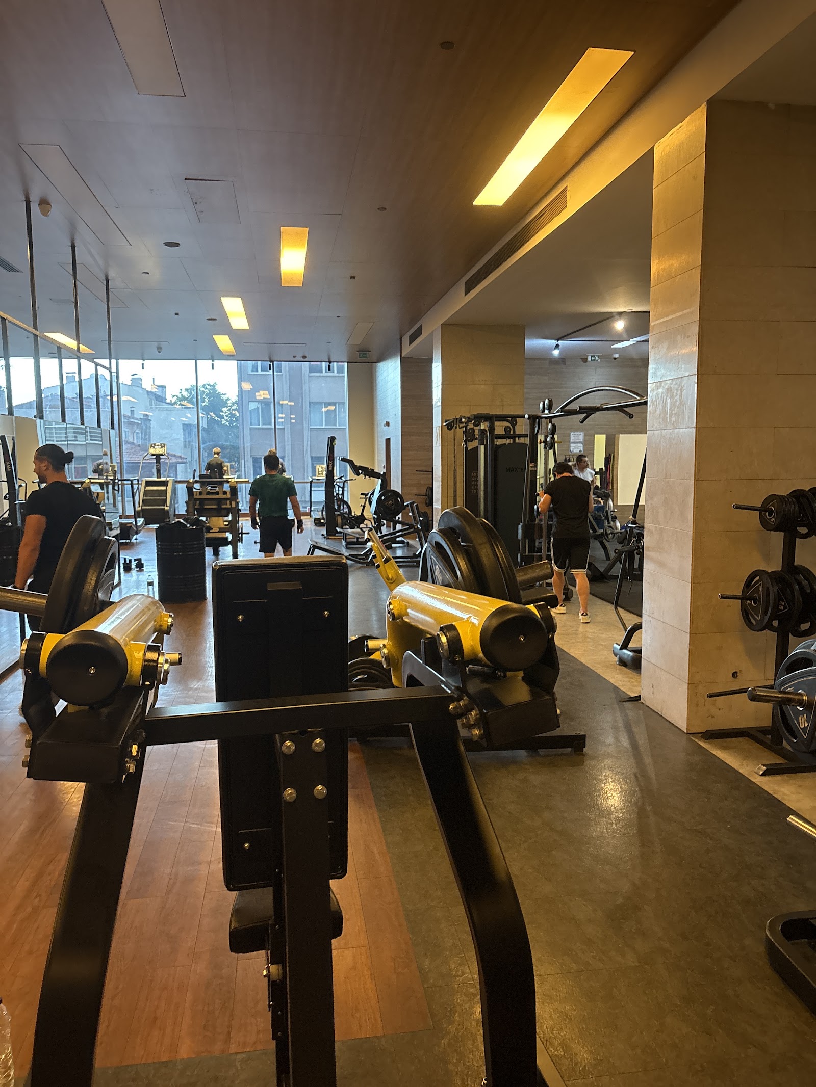 Quantum Athletic Club mekanı