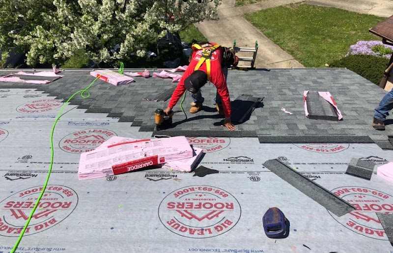 Big League Roofers photo 1