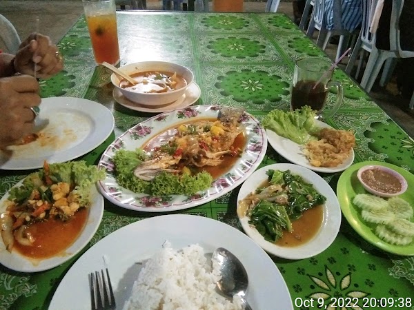 Restoran A-ana Tomyam & Seafood - Photo 1