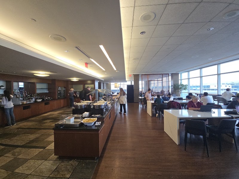 Air Canada Maple Leaf Lounge (US Departures)