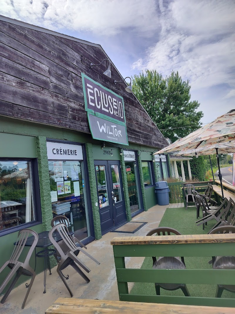 Ecluse No10 - Café Crèmerie photo 3