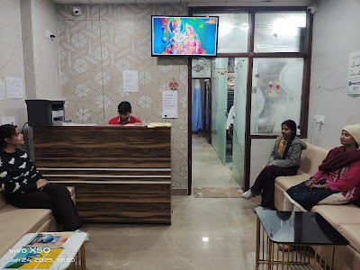 Sunprime Chest Clinic & Diagnostics, female doctor for ultrasound xray and blood test in rohini sector 24