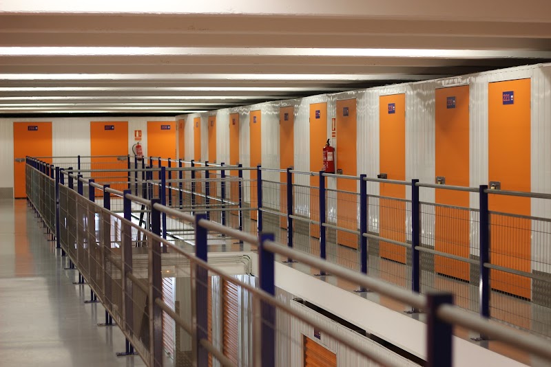 METRECUBIC Girona en Carrer de la Indústria, 10, 17005 Girona, España - Imagen 2
