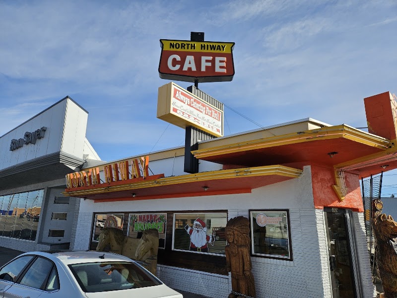 North Hi-Way Cafe photo 4