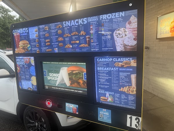 Photo by Elliot Swincher