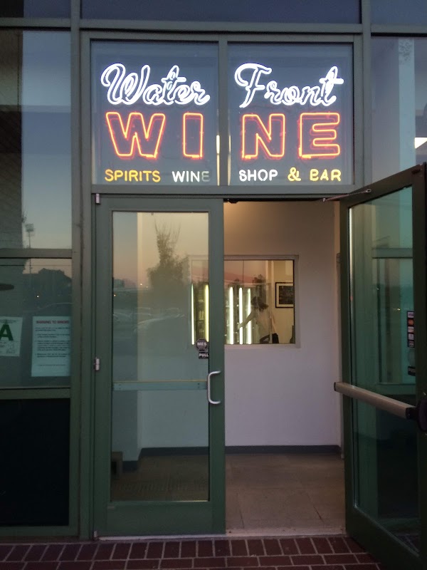 WATERFRONT WINE & SPIRITS exterior