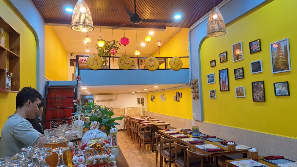 A Taste Of Saigon - Old Market - Vietnamese Cuisine & Vegetarian Food fotoğraf 1
