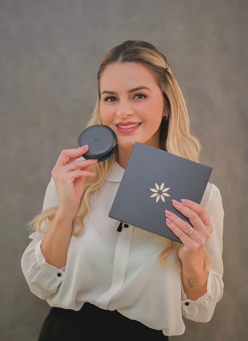 Dra. Lucimara Toledo - Ortodontista - Invisalign Campinas