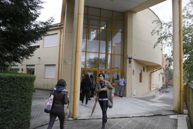 Escola Oficial de Idiomas de Pontevedra photo 1