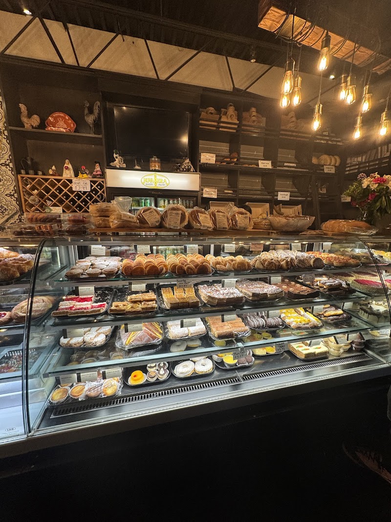Nova Era Bakery & Pastry photo 2