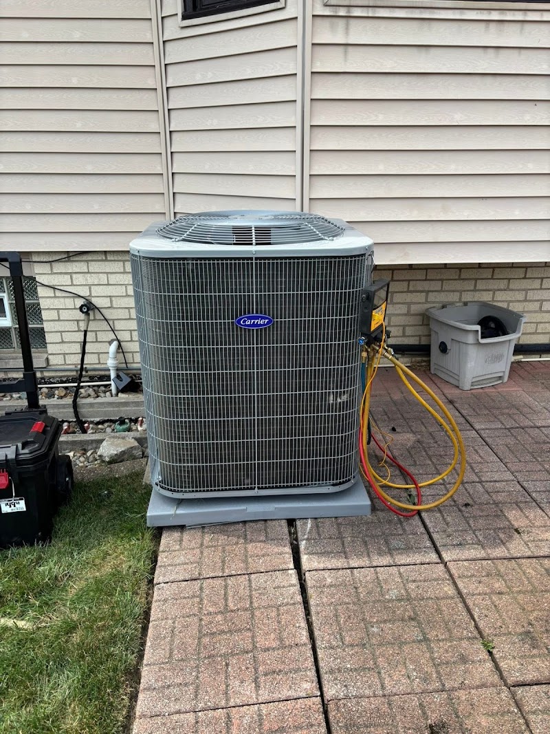 Frontline Heating & Cooling - General Contractor in Chicago