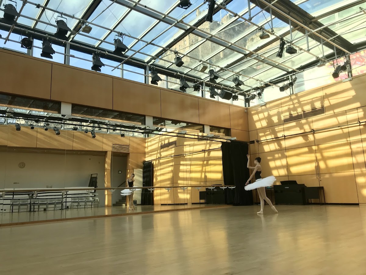 Dance Base