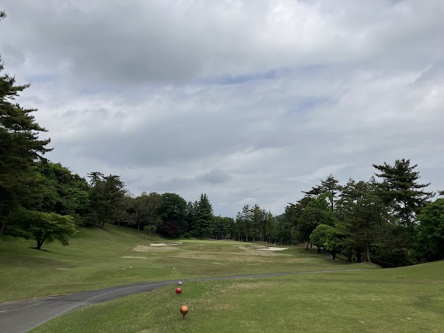 Nishinihon Seven Three Golf Club - Photo 2