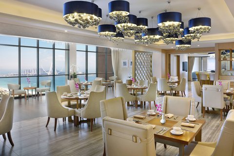 Al Habtoor Grand Resort, Autograph Collection 5