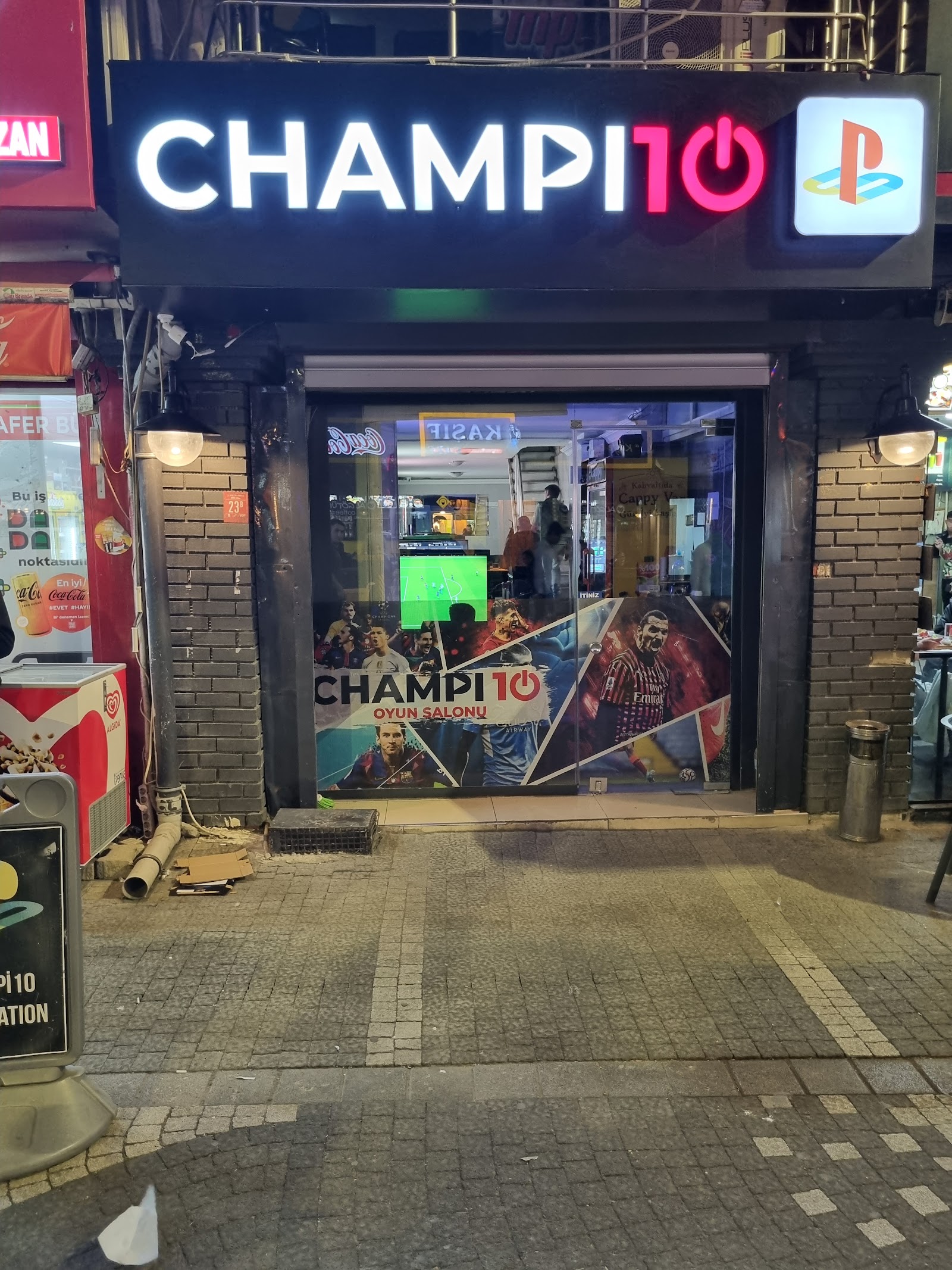 Champi10 Playstation Oyun Salonu mekanı