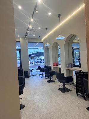 Aurum Hair & Beauty photo 2