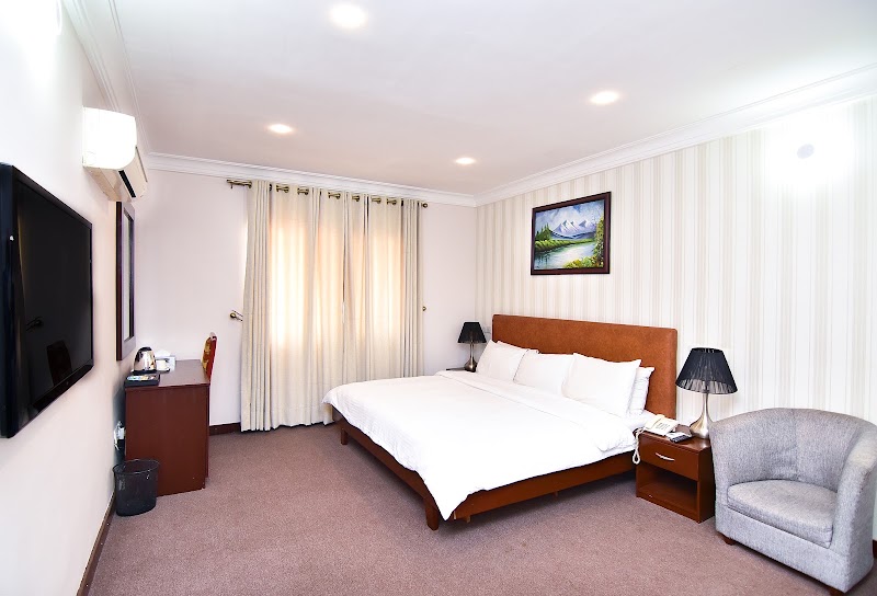 Pearl Gate Hotel photo 5