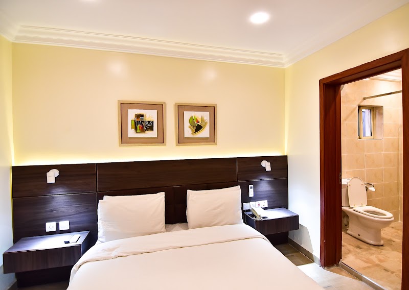 Pearl Gate Hotel photo 2