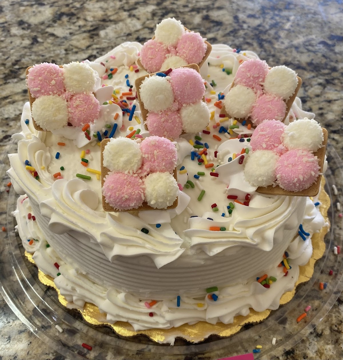LETTYS CAKES AND MORE: Google Places image 5
