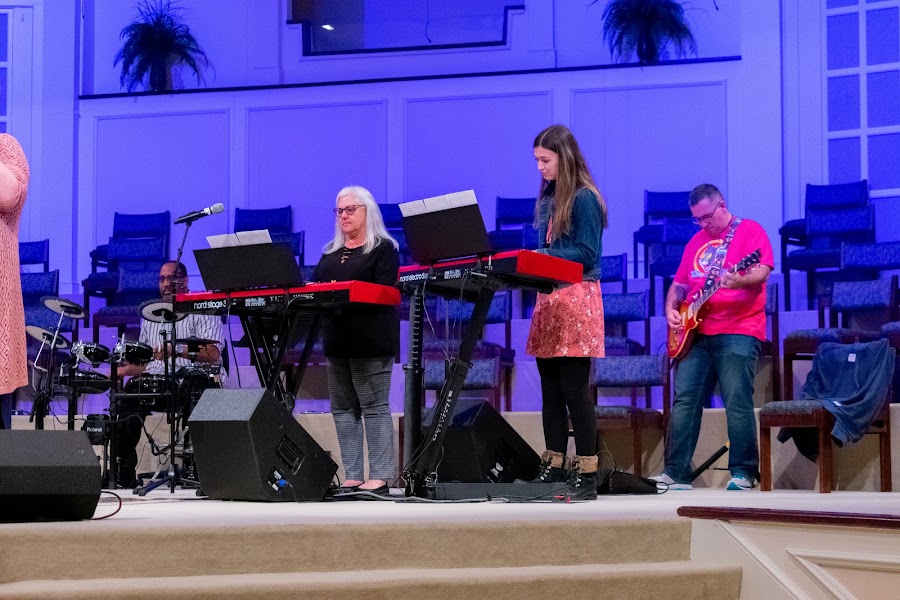 Ellendale Baptist Church - Bartlett, TN