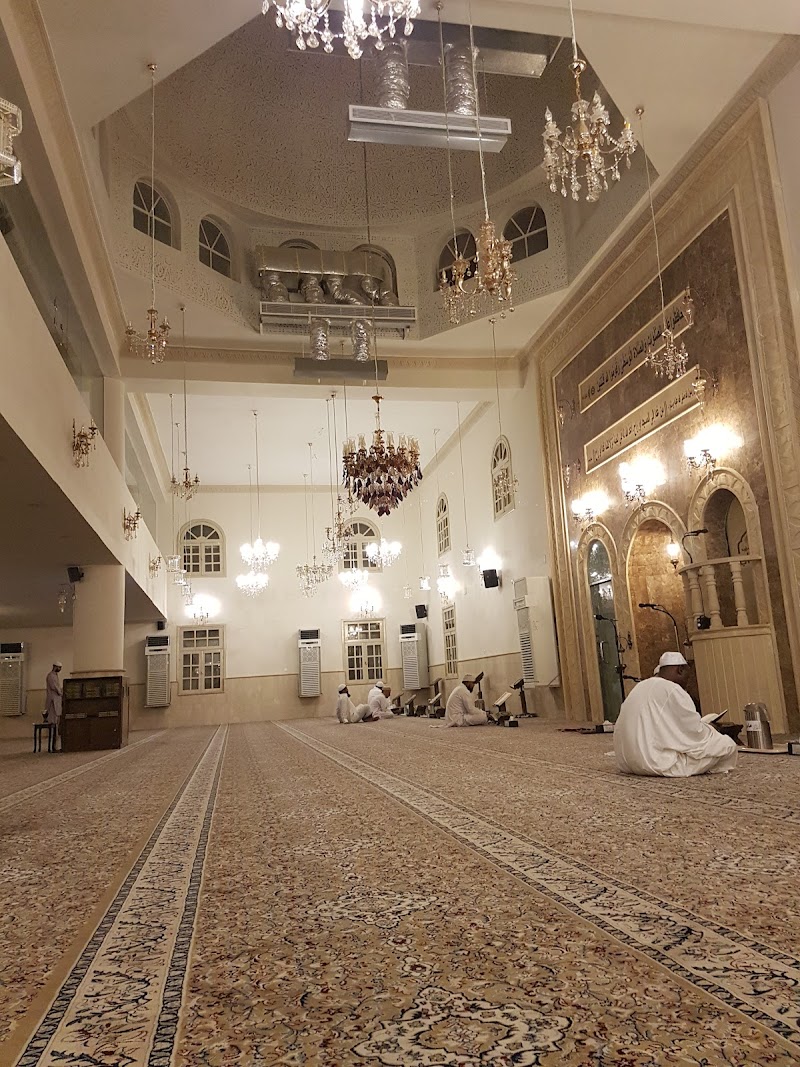 Shaheed Mehrab Mosque photo 3