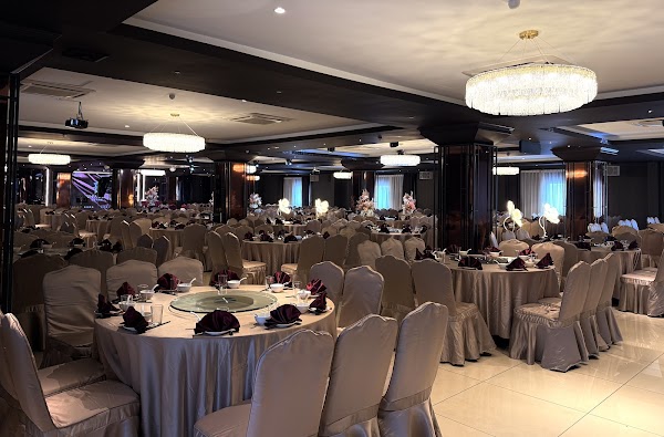 Xi Palace Restaurant BM (formerly known as kim - Photo 1