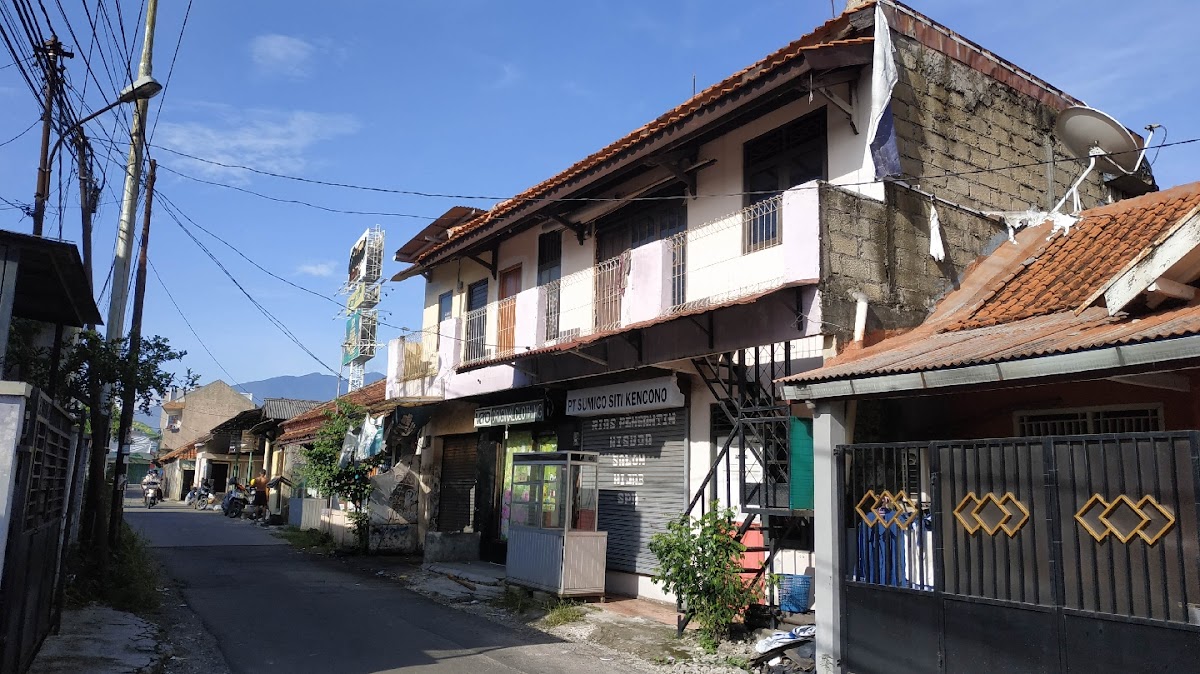 Kontrakan Bu Ade