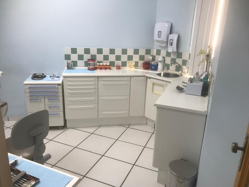 Dr. Rinaldo Cavatti, Dentista Nova Iguaçu - foto 4