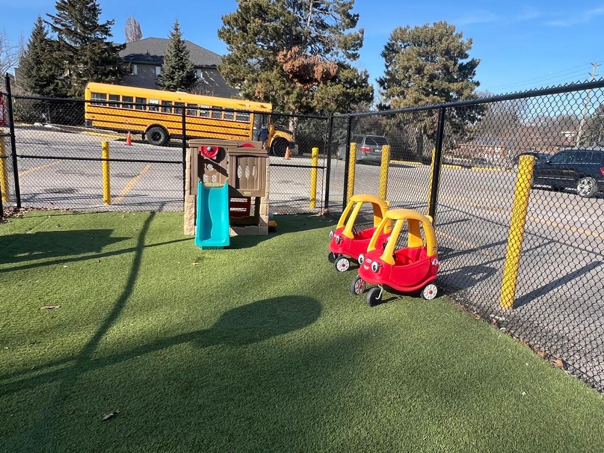 Exterior photo of Jolly Juniors