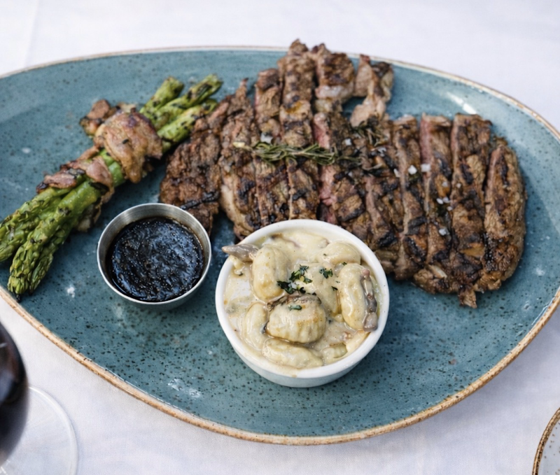 Northern Italian fare with a 200-bottle wine list