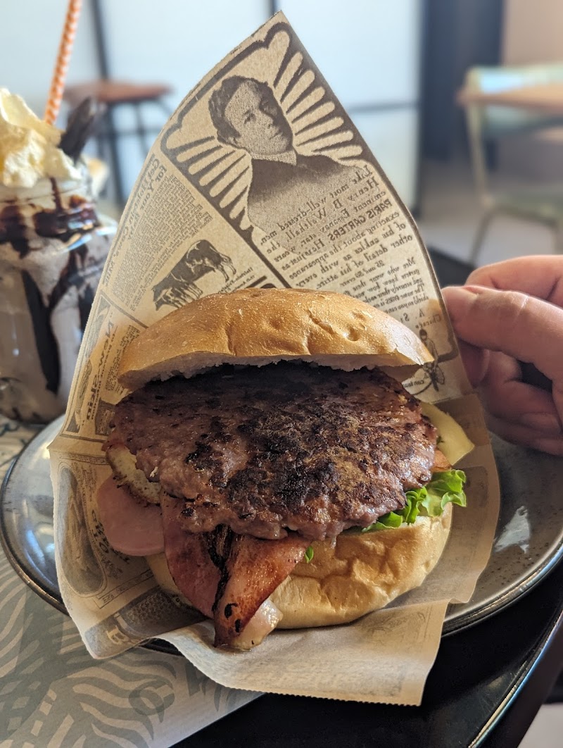 Cafetería Bocatería Lareka photo 5