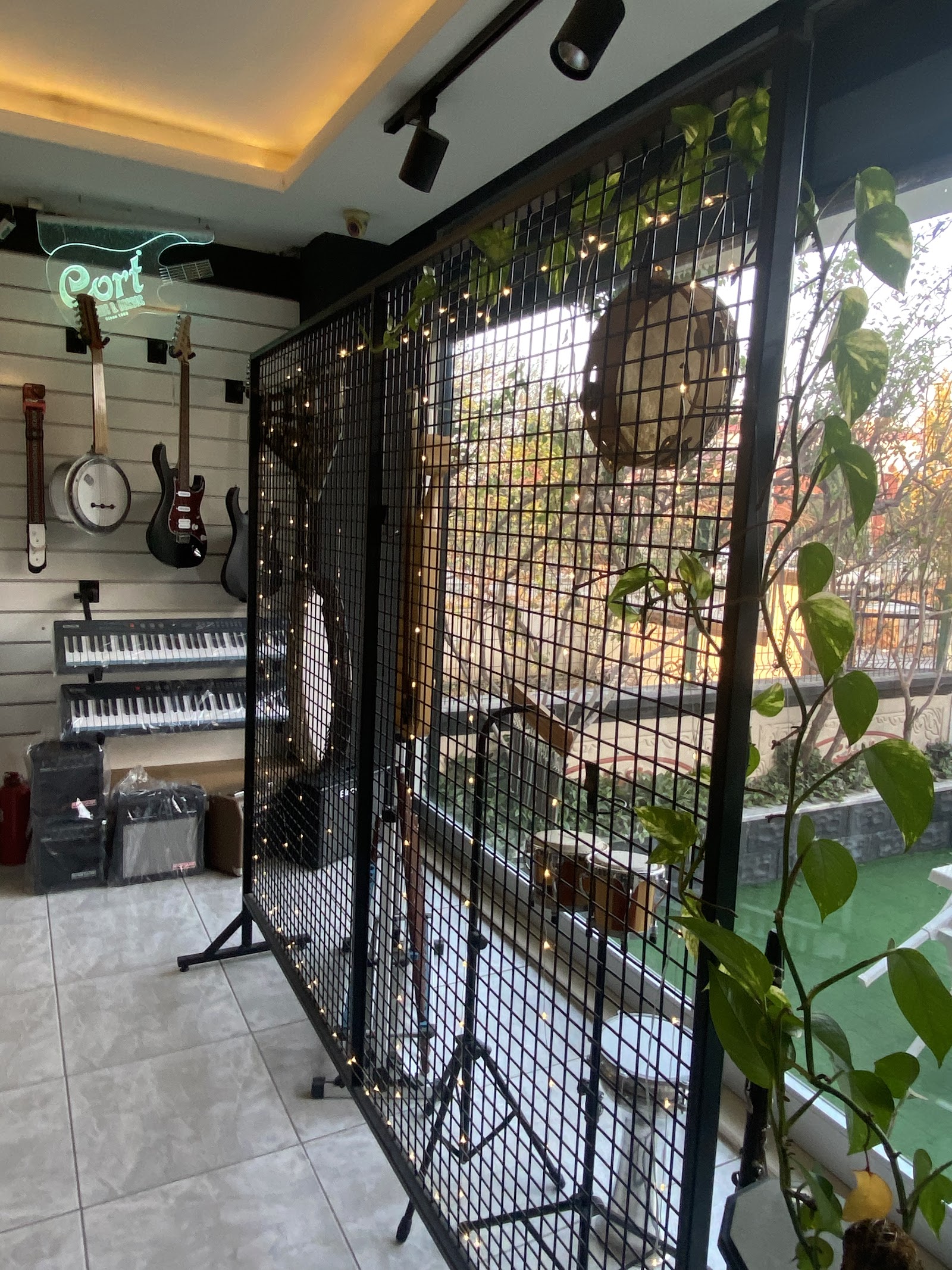 Desibel Müzik Kültür Ve Sanat Merkezi mekanı