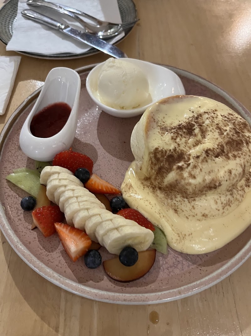 The whitecottage 163 photo 6