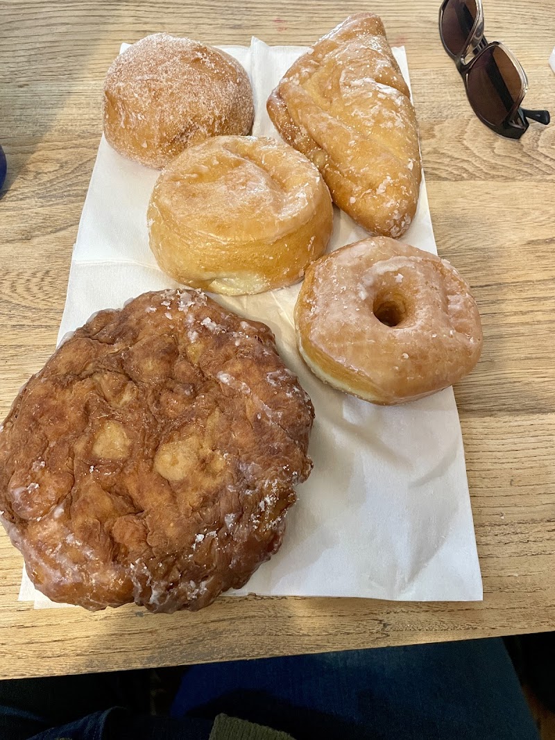 Hana's Donuts photo 4