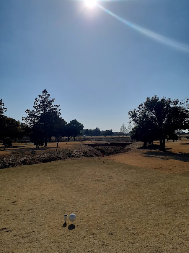 Riverside Phoenix Golf Club - Photo 2