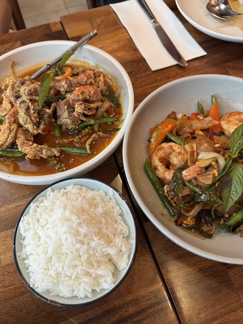 Jumbo Thai Restaurant & Bar photo 7