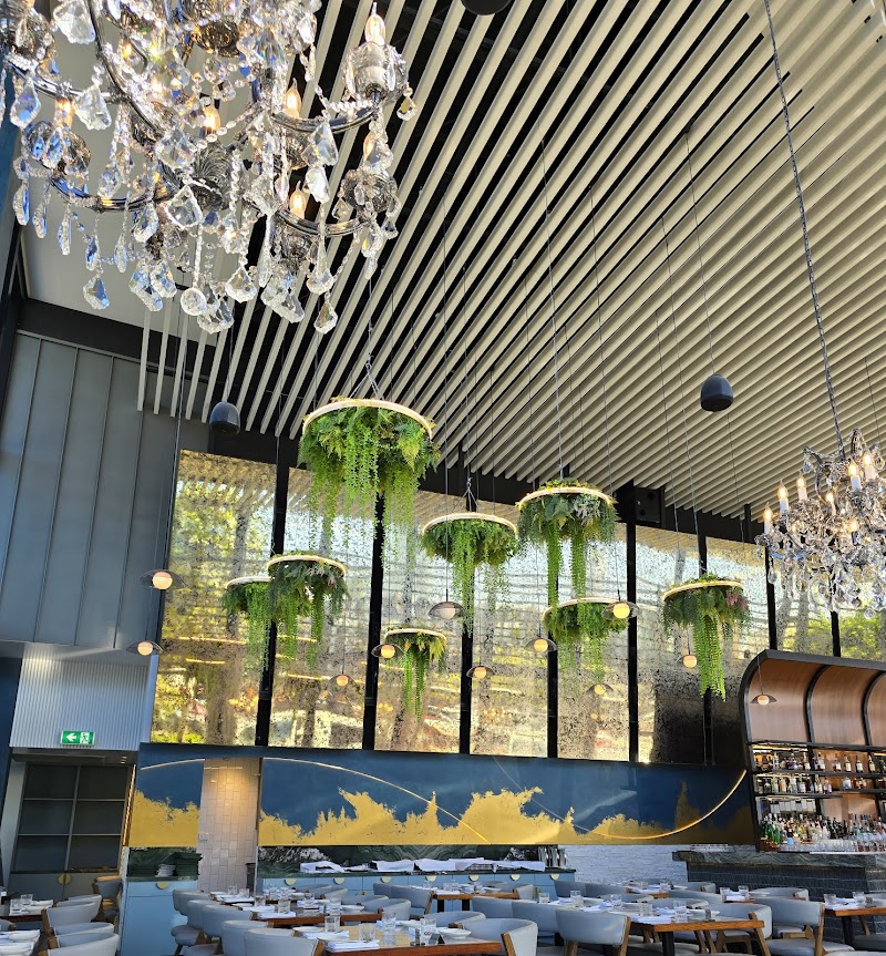 VALYN Thai Restaurant & Bar photo 1