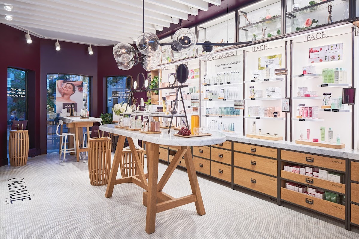 Caudalie in 17 Hazelton Ave, Toronto, ON M5R 2E1, Canada