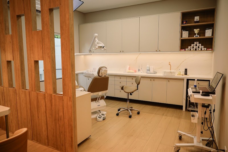 Dentista em Boa Vista | Dr. Anderson Trevisan - Implantes Dentários | Prótese - foto 4