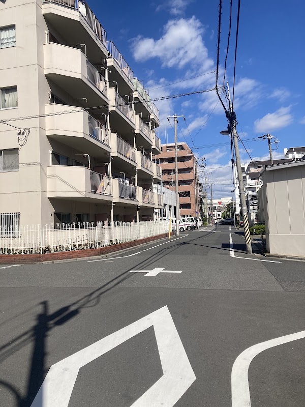 Oku Apartment
