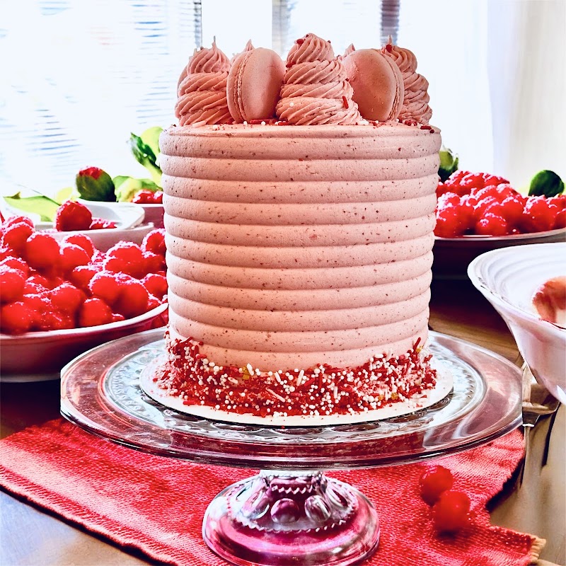 Louise C. Bakes photo 2