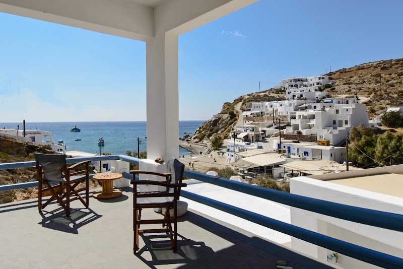 Perigiali Rooms & Apartments Folegandros